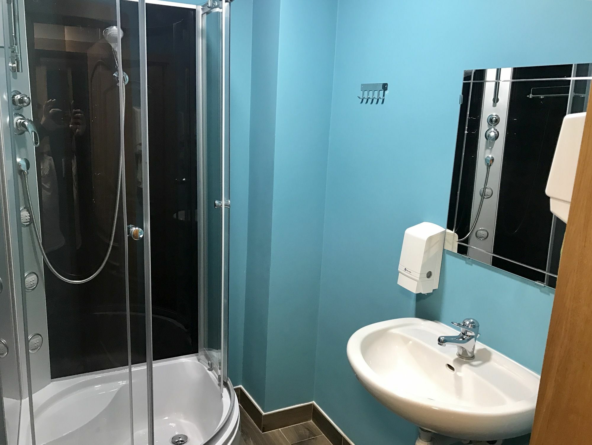 Greenwood Hostel Centrum Varşova Dış mekan fotoğraf